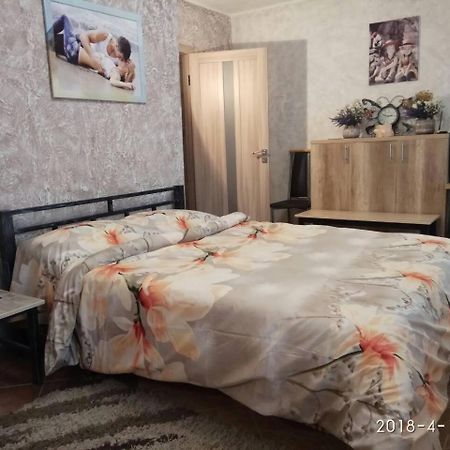 Apartment On Sobornaya 58 Khmelʼnytsʼkyy エクステリア 写真